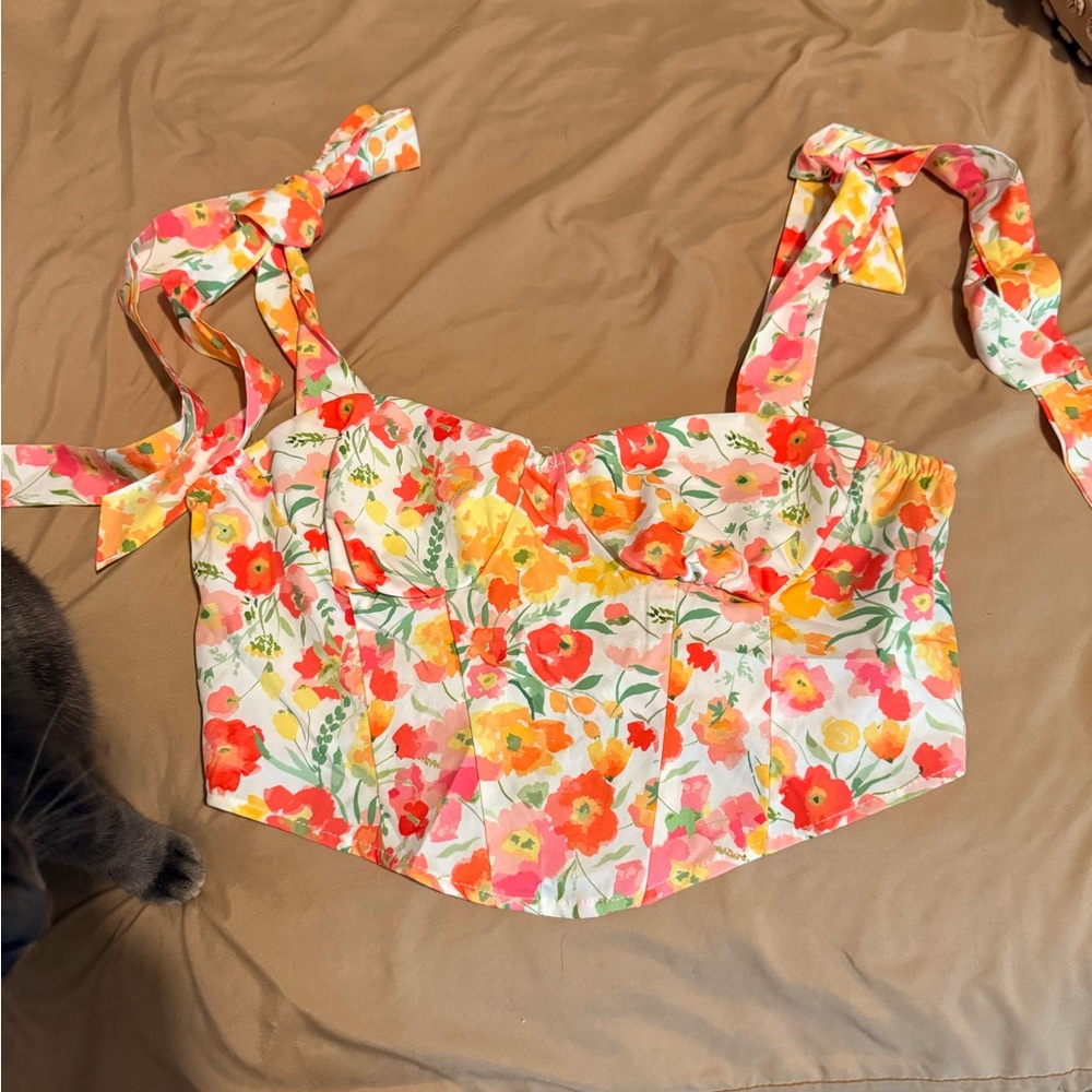 SHEIN Floral Crop Top with Bow Straps